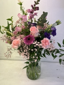pink and white vase arrangement